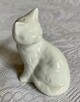 Mały biały kotek - porcelanowa figurka - 1