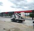 Prace elektryczne z podnośnika koszowego - 4