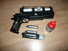 Replika Colt. - 2
