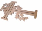 Krzyż drewniany ozdobny na ścianę rękodzieło 25 cm h wzór 1 - 3