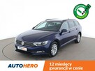 Volkswagen Passat klima auto (3 strefy), navi, czujniki parkowania, grzane fotele - 1