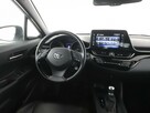 Toyota C-HR FV23% niski przebieg skóra navi kamera ACC LED Bluetooth - 15