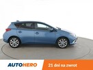 Toyota Auris hybryda panorama navi kamera grzane fotele ACC - 8