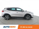 Hyundai Tucson navi klima auto kamera i czujniki parkowania grzane fotele - 8