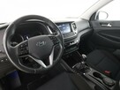 Hyundai Tucson navi klima auto kamera i czujniki parkowania grzane fotele - 13