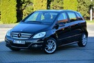 Mercedes B 180 Avantgarde Navi Skóry  *2xPark*Grzane fotele Alu 17 Nowe opony - 2