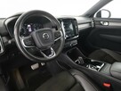 Volvo XC 40 2.0 D4 AWD R-Design Panorama Navi Grzane Fotele Harman Kardon FullLED - 14