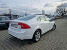 Volvo S60 4x4*Aktywny.Temp*Skóra*Szyber*Kamera Przód i Tył*Key-Less*Biała Perła - 2