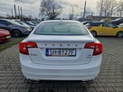 Volvo S60 4x4*Aktywny.Temp*Skóra*Szyber*Kamera Przód i Tył*Key-Less*Biała Perła - 8