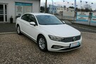 Volkswagen Passat ESSENCE LED F-vat Salon Polska Gwarancja - 4