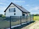 Dom jednorodzinny z garażem, przestronne działki - 4