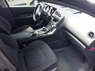 Peugeot3008 z napędem4×4 hibrid - 5