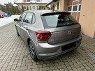 Volkswagen Polo 1,0 80KM  Klima  2xPDC  ParkAssist - 9