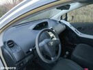 Toyota Yaris 1.0 VVT-i Life - 10