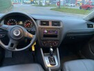 Volkswagen Jetta Benzyna, automat ,skóry, tempomat, opony wielosezonowe, Isofix - 11