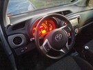Toyota Yaris III 2013 1.3 Benzyna Niski przebieg 73 tys. - 15