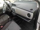 Toyota Yaris III 2013 1.3 Benzyna Niski przebieg 73 tys. - 10