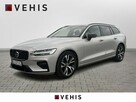 Volvo V60 salon polska / pierwszy właściciel / jak nowy / niski przebieg - 1