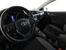 Toyota Auris hybryda kamera tempomat Bluetooth - 14