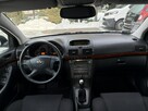 Toyota Avensis Sol Bezwypadkowy Niemcy Klima Hatchback 9 x Air Bag Idealny - 10