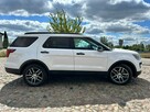 Ford Explorer 4x4 w bogatej wersji Sport - 2