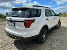 Ford Explorer 4x4 w bogatej wersji Sport - 3