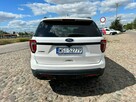 Ford Explorer 4x4 w bogatej wersji Sport - 4