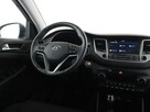 Hyundai Tucson 177KM Automat Hak Navi Czujniki parkowania Klimatyzacja podgrzewane fo - 16