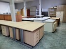 Meble biurowe używane ( biurka , szafy , krzesła , fotele )