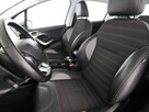 Peugeot 2008 Automat klima auto PDC navi bluetooth - 13