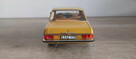 MERCEDES BENZ W 114/115 NOREV 1/18 Yellow - 4