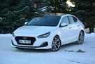 Hyundai i30 Fastback Premium Navi Kamera Panorama Ledy pół-skóry Grzana Kierownica - 2