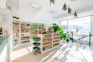 Atrakcyjny lokal przy Lidlu na Jarotach z witryną - 3