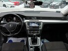 Volkswagen Passat - 8