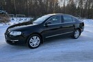 Volkswagen Passat - 4