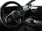 Mercedes A 180 180d Progressive Automat Nawigacja Tempomat Grzane Fotele MBUX FullLED - 14