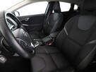 Volvo V40 Momentum automat navi PDC grzane fotele hak tempomat - 13