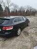 Toyota avensis 2.2 - 8
