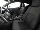 Toyota C-HR lift niski przebieg navi kamera grzane fotele ACC - 13