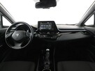 Toyota C-HR lift niski przebieg navi kamera grzane fotele ACC - 15