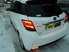 sprzedam ładną TOYOTE YARIS z 2015r  1.5 HYBRYDA+benz 100KM udziela.GW - 6