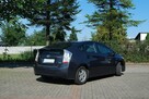 Toyota Prius - 4