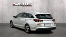 Hyundai i30 1.6 D Comfort DCT Kombi - 3