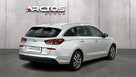 Hyundai i30 1.6 D Comfort DCT Kombi - 5