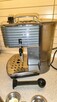 Kolbowy ekspres do kawy DeLonghi Scultura ECZ 351.GY - 4