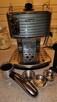 Kolbowy ekspres do kawy DeLonghi Scultura ECZ 351.GY - 2