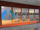 Oklejanie folią witryn sklepowych okien itd. - 12