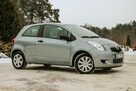 Toyota Yaris 69KM Klimatyzacja Isofixy Hak - 13