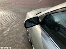 Toyota Avensis 2.0 T25 2003 prywatnie - 8