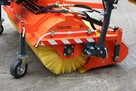 Zamiatarka hydrauliczna z koszem i zraszaniem do ładowarki Z - 6